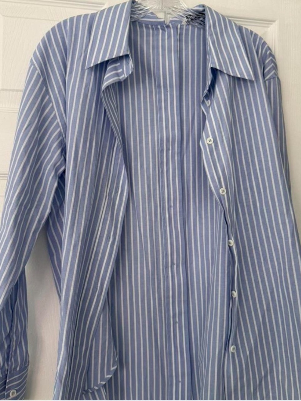 NWOT - Zara Light Blue and White Vertical Stripe Long Sleeve Collared Shirt